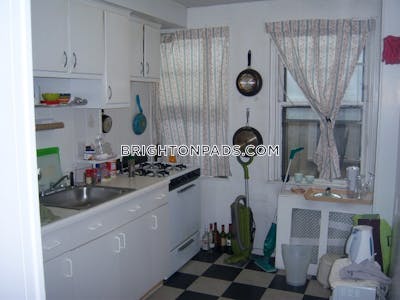 Brighton 3 Beds 1 Bath Boston - $5,040 No Fee