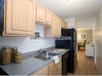 Revere Apartment for rent 2 Bedrooms 1 Bath - $3,015 No Fee