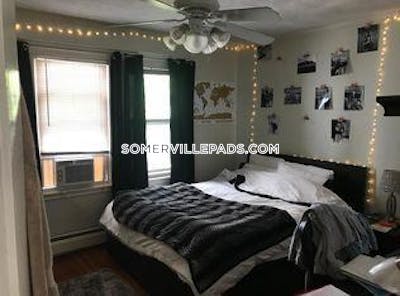 Somerville Spacious 4 bed 1 bath available 6/1 on Chetwynd Rd in Somerville!!  Tufts - $4,800